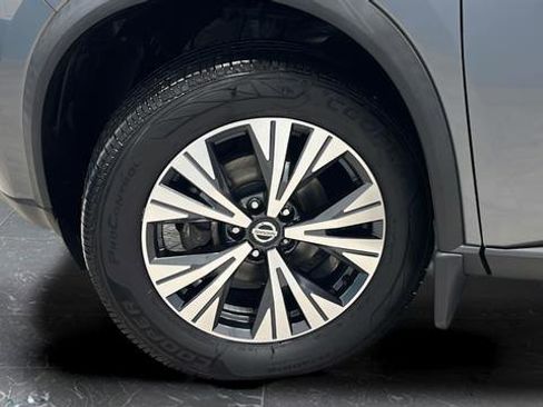 Used 2021 Nissan Rogue SV image 31