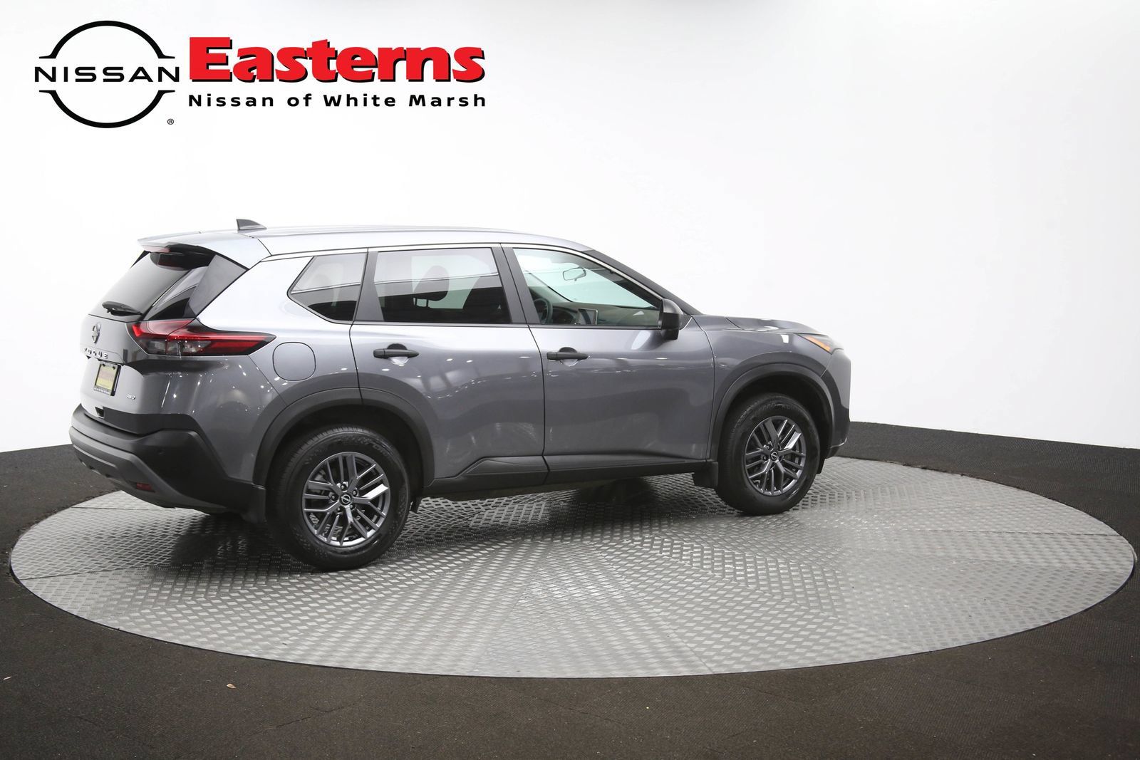 Used 2023 Nissan Rogue S AWD/4WD image 44