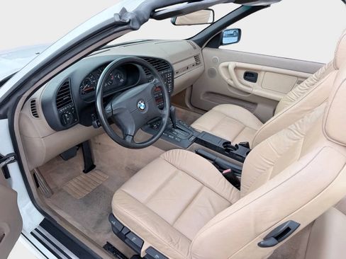 Used 1999 BMW 323i Convertible RWD image 14