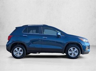 Used 2020 Chevrolet Trax LT w/ Driver Confidence Package video 4
