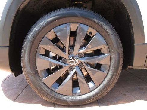 Used 2022 Volkswagen Taos S w/ IQ Drive S Package FWD image 8