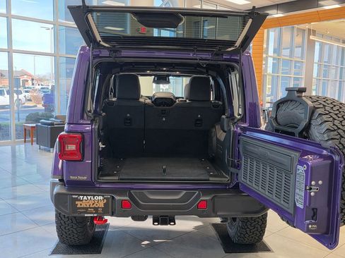 New 2026 Jeep Wrangler Unlimited Rubicon w/ Safety Group image 37