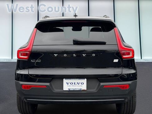 Certified 2023 Volvo XC40 Recharge Ultimate w/ Protection Package Premier AWD/4WD image 6
