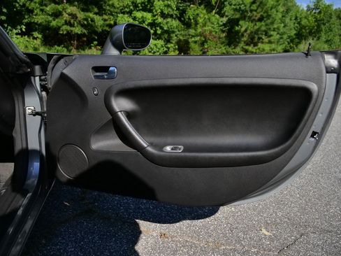 Used 2007 Pontiac Solstice Convertible w/ Premium Package RWD image 25