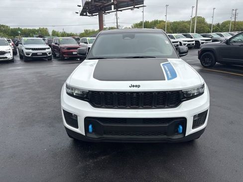 Used 2022 Jeep Grand Cherokee Trailhawk AWD/4WD image 21