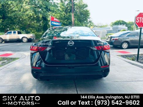 Used 2024 Nissan Sentra SV FWD image 5
