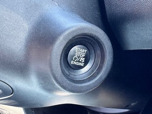 Used 2023 RAM ProMaster 3500 w/ Driver Convenience Group FWD image 29