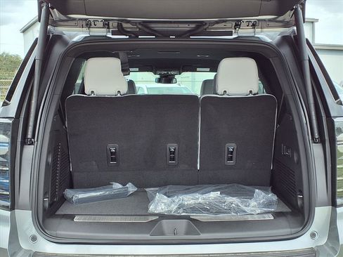 New 2026 Chevrolet Tahoe Premier image 6