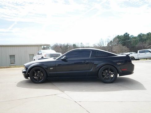 Used 2006 Ford Mustang GT image 17