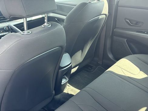 Used 2025 Hyundai Elantra SEL FWD image 30