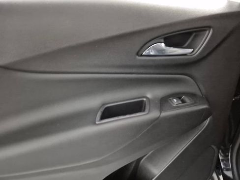 Used 2021 Chevrolet Equinox LT AWD/4WD image 23