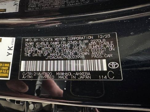 Used 2024 Toyota Prius LE image 30