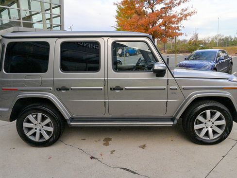 Used 2021 Mercedes-Benz G 550 image 4