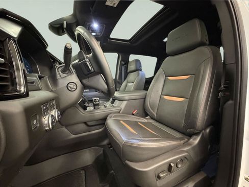 Used 2023 GMC Sierra 1500 AT4 w/ AT4 Premium Package AWD/4WD image 76