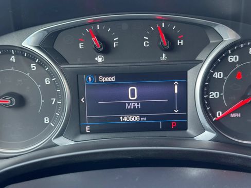 Used 2020 GMC Terrain SLE w/ Driver Convenience Package FWD image 17