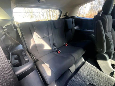 Certified 2025 Subaru Ascent Premium image 17