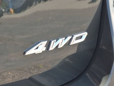 Certified 2022 Ford Explorer XLT w/ Equipment Group 202A AWD/4WD image 29