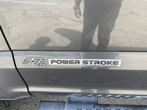 Used 2017 Ford F250 XLT image 17