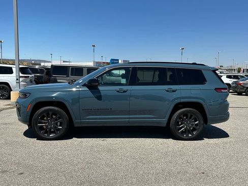 New 2026 Jeep Grand Cherokee L Limited AWD/4WD image 3