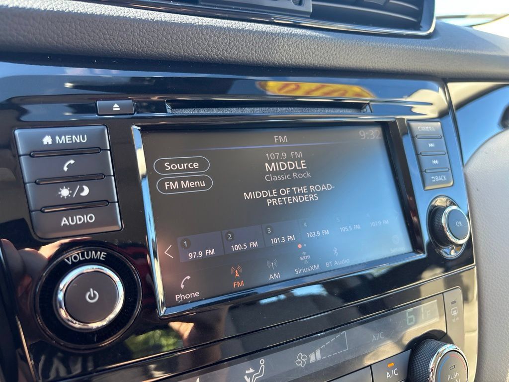 Used 2019 Nissan Rogue Sport SV w/ All-Weather Package AWD/4WD image 24
