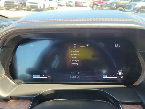 Used 2022 Jeep Grand Cherokee Summit AWD/4WD image 23