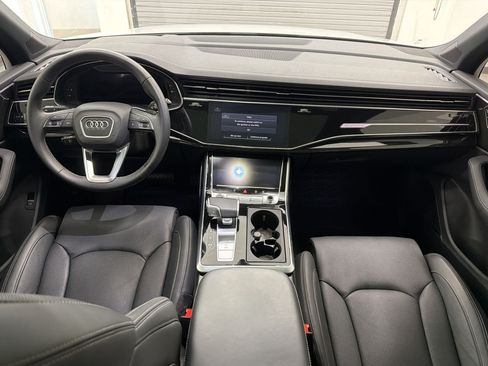 Used 2025 Audi Q7 3.0T Prestige AWD/4WD image 14