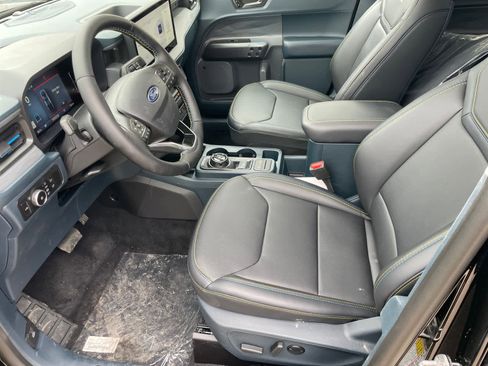 New 2026 Ford Maverick Lobo AWD/4WD image 16