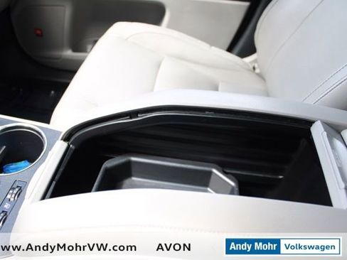 Used 2014 Toyota Highlander Limited Platinum FWD image 46