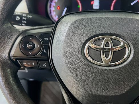 Used 2023 Toyota RAV4 XLE FWD image 18