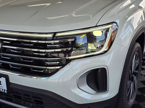 New 2026 Volkswagen Atlas SEL AWD/4WD image 9