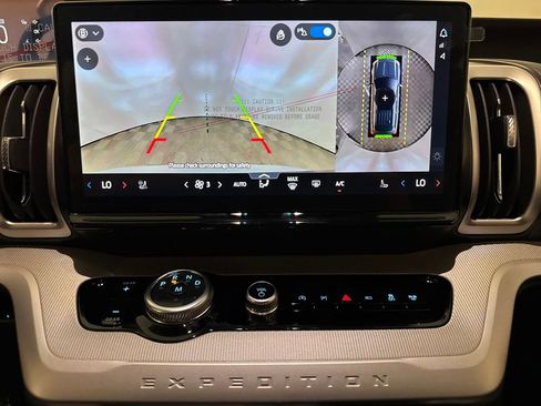 New 2026 Ford Expedition Max Active image 9