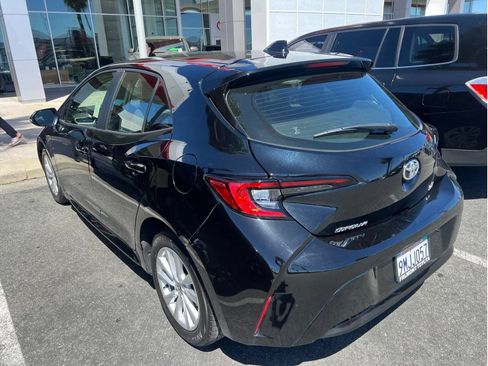 Used 2024 Toyota Corolla SE FWD image 5