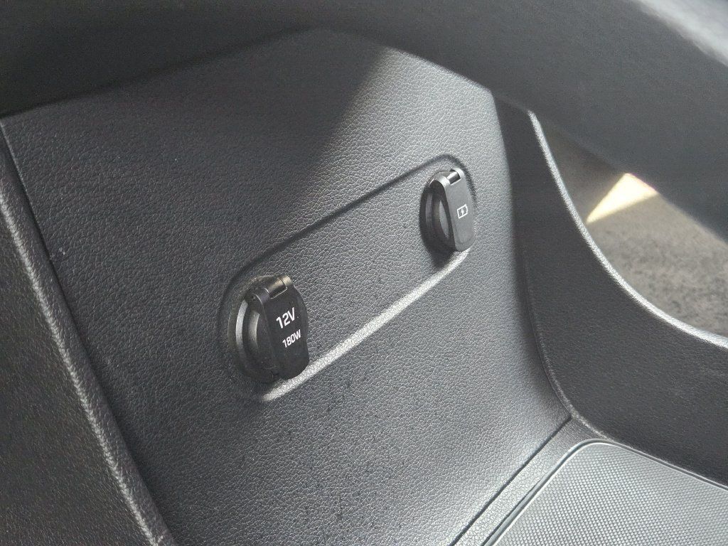 Used 2024 Hyundai Palisade SEL FWD image 25