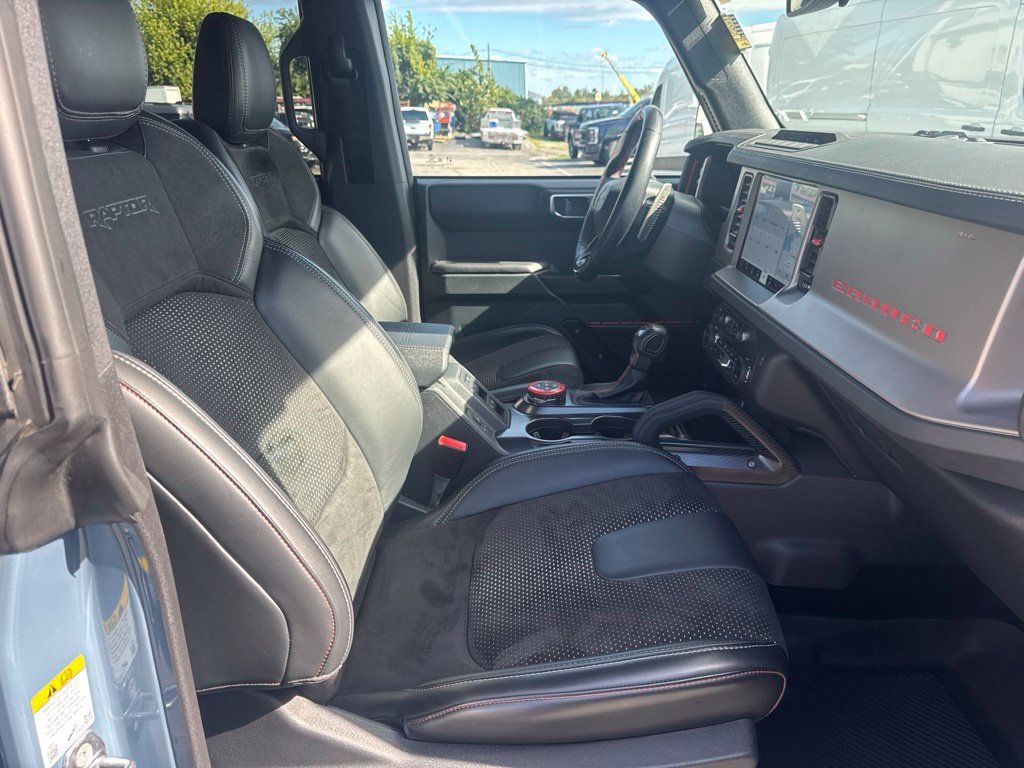 Used 2024 Ford Bronco Raptor w/ Interior Carbon Fiber Pack 6 AWD/4WD image 35