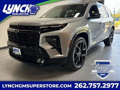 Used 2025 Chevrolet Traverse RS