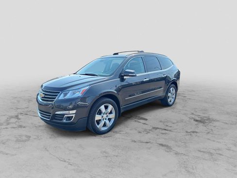 Used 2016 Chevrolet Traverse LTZ FWD image 4