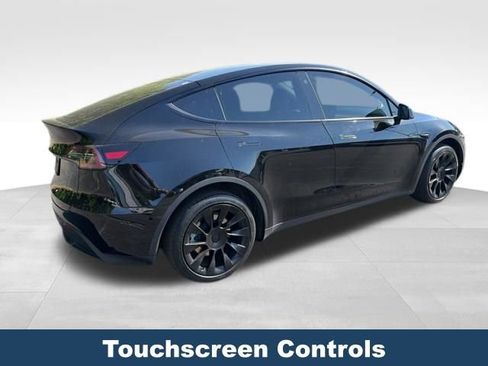 Used 2023 Tesla Model Y Long Range AWD/4WD image 6