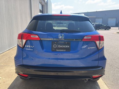 Used 2022 Honda HR-V Sport image 4