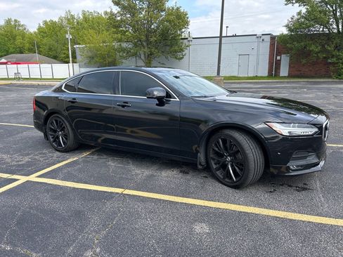Used 2018 Volvo S90 T5 Momentum w/ Convenience Package AWD/4WD image 11
