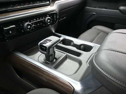 Used 2023 Chevrolet Silverado 1500 RST AWD/4WD image 16