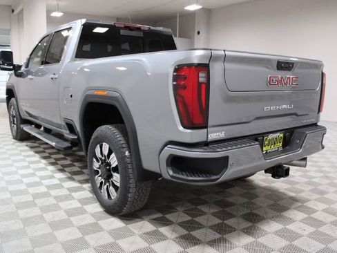 New 2026 GMC Sierra 2500 Denali w/ Denali Reserve Package image 10