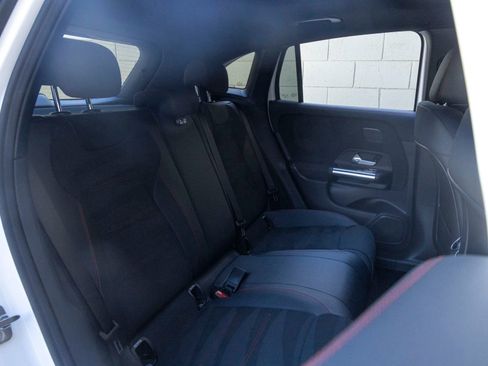 Used 2026 Mercedes-Benz GLA 250 image 23