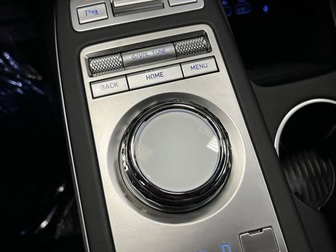 Used 2024 Genesis GV70 3.5T Sport w/ Sport Prestige Package image 27