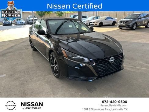 Certified 2025 Nissan Altima 2.5 SR w/ SR Premium Package FWD image 1