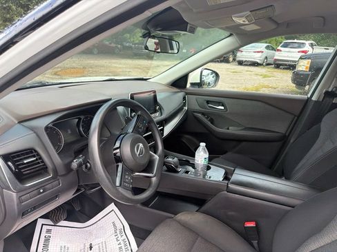 Used 2021 Nissan Rogue SV FWD image 19