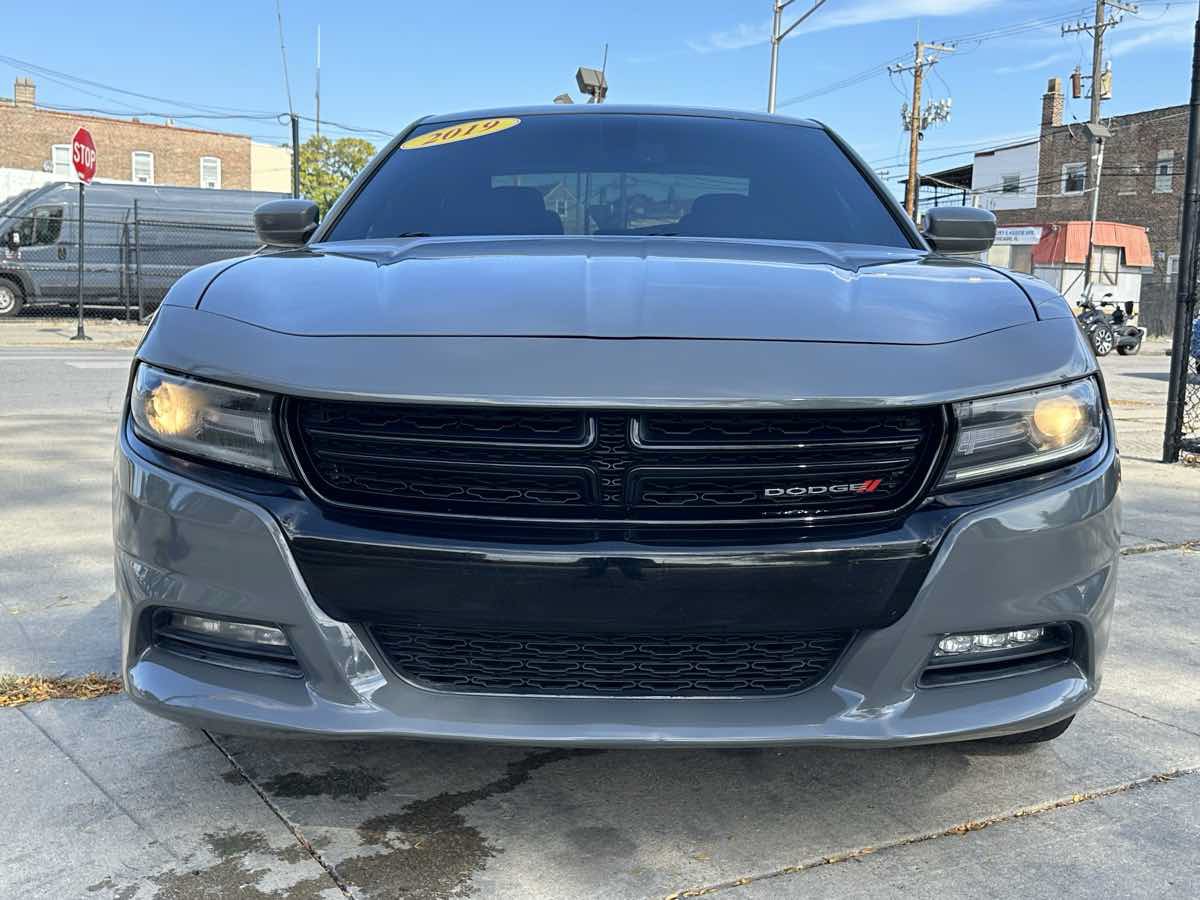 Used 2019 Dodge Charger SXT w/ Cold Weather Package AWD/4WD image 2