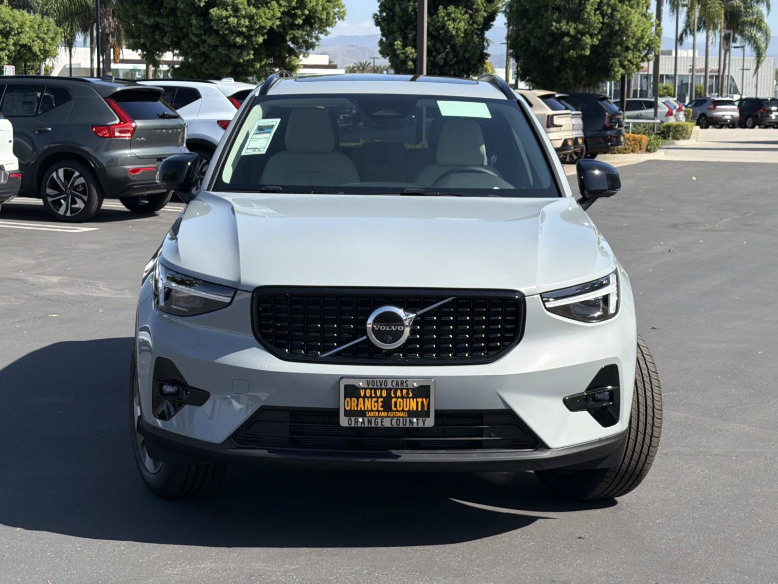 New 2026 Volvo XC40 B5 Plus w/ Protection Package Premier AWD/4WD image 2