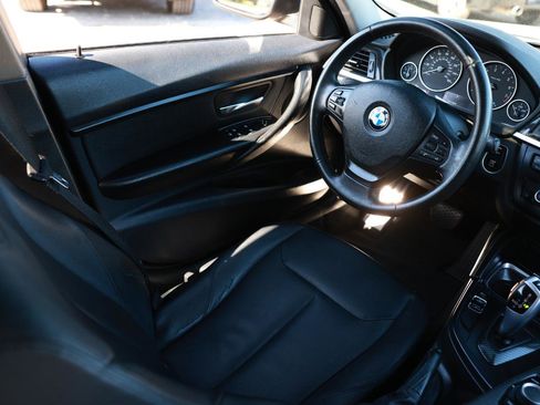 Used 2014 BMW 320i Sedan image 20