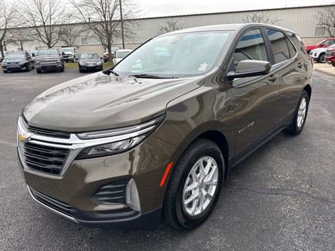 Certified 2024 Chevrolet Equinox LT w/ LPO, Floor Liner Package image 7