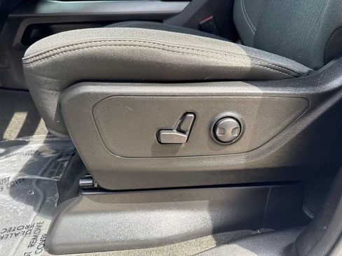 Used 2024 RAM 1500 Big Horn AWD/4WD image 24